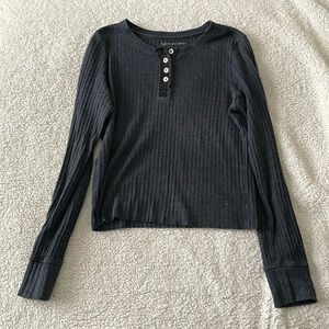 American Eagle Cropped Shirt